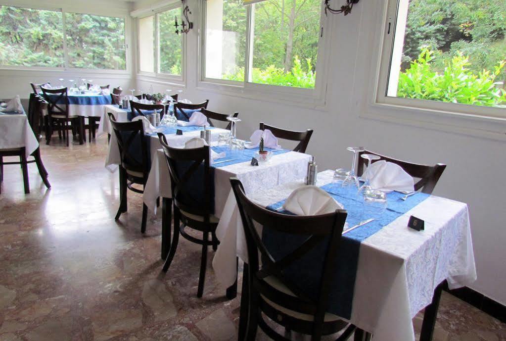 Hôtel Restaurant Le Lachens La Bastide  Exterior foto